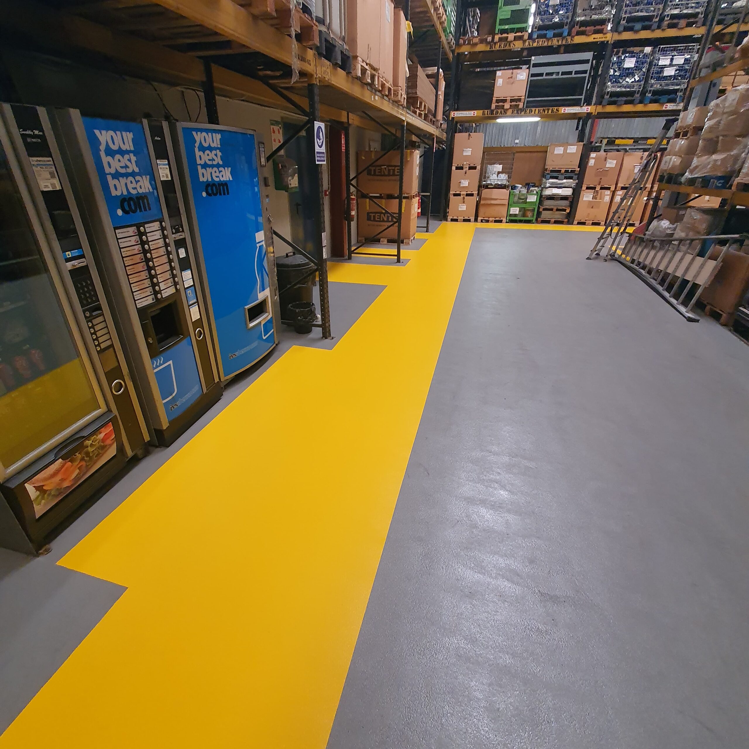 Pavimento Industrial Epoxídico 100% Sólido